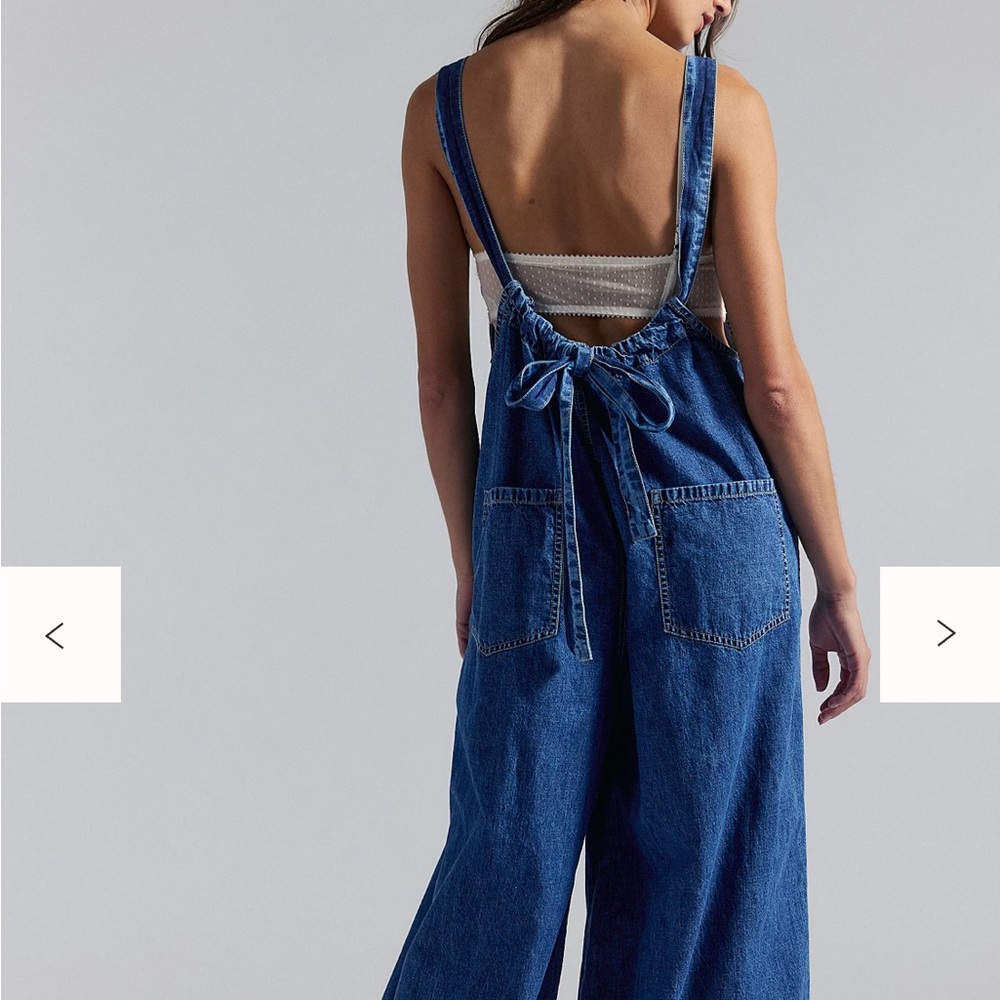Free People We the Free Freebird Blue Denim Wide-Leg Jumpsuit Overalls Size XS - Picture 2 of 5